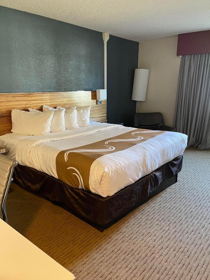 Quality Inn Frontier At Us Hwy 30 Clinton Extérieur photo