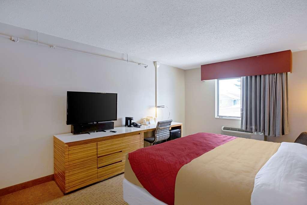 Quality Inn Frontier At Us Hwy 30 Clinton Chambre photo